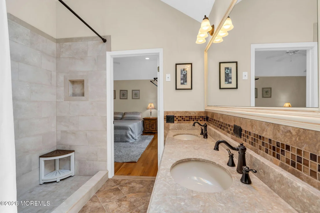 Photo of 28 Arbor Way