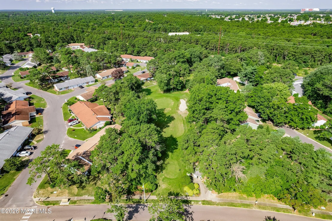 Photo of 669B Buckingham Drive