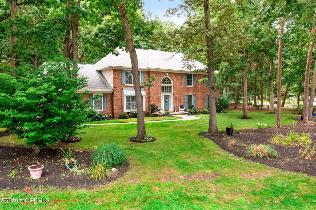 Photo of 4 Pine Tree Drive