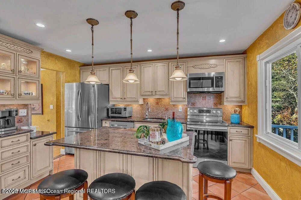 Photo of 541 Frank Applegate Road