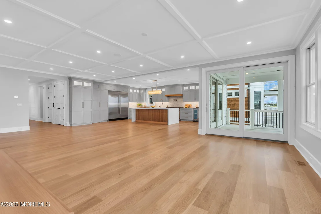 Photo of 151 Pershing Boulevard