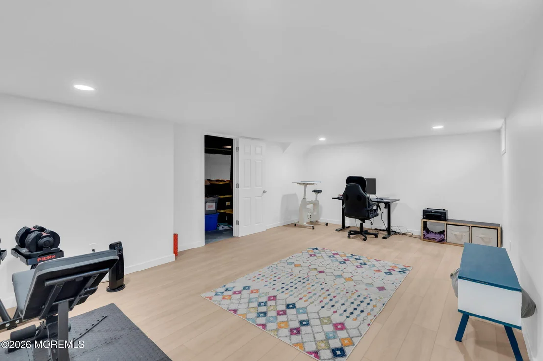 Photo of 300 Linden Avenue