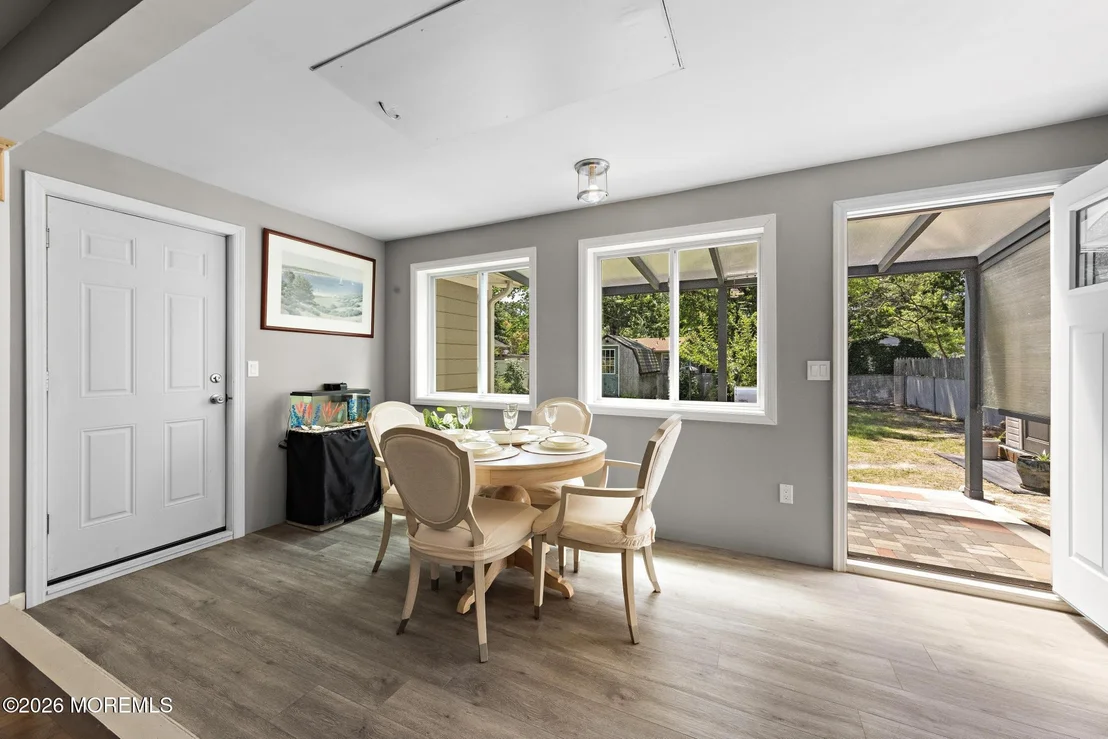 Photo of 337 Enterprise Drive
