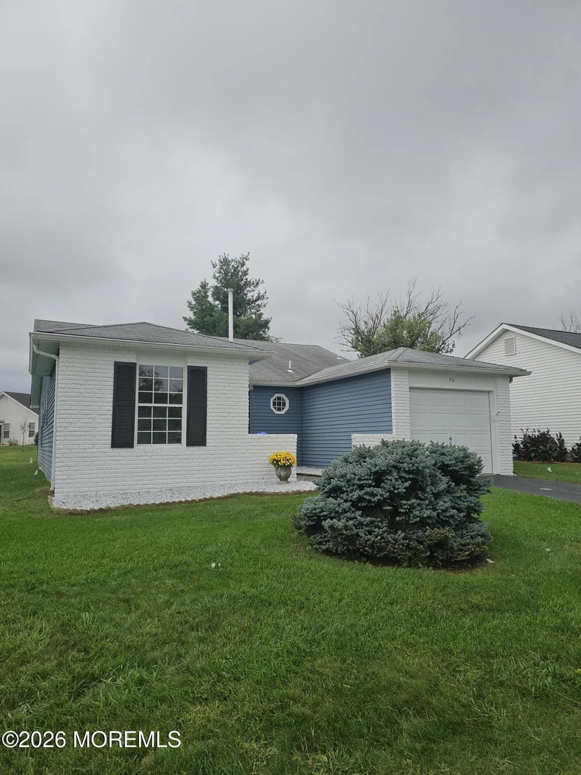 Photo of 36 Everest Dr. N
