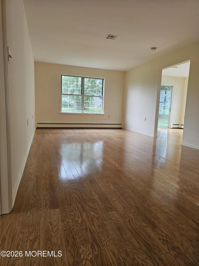 Photo of 36 Everest Dr. N