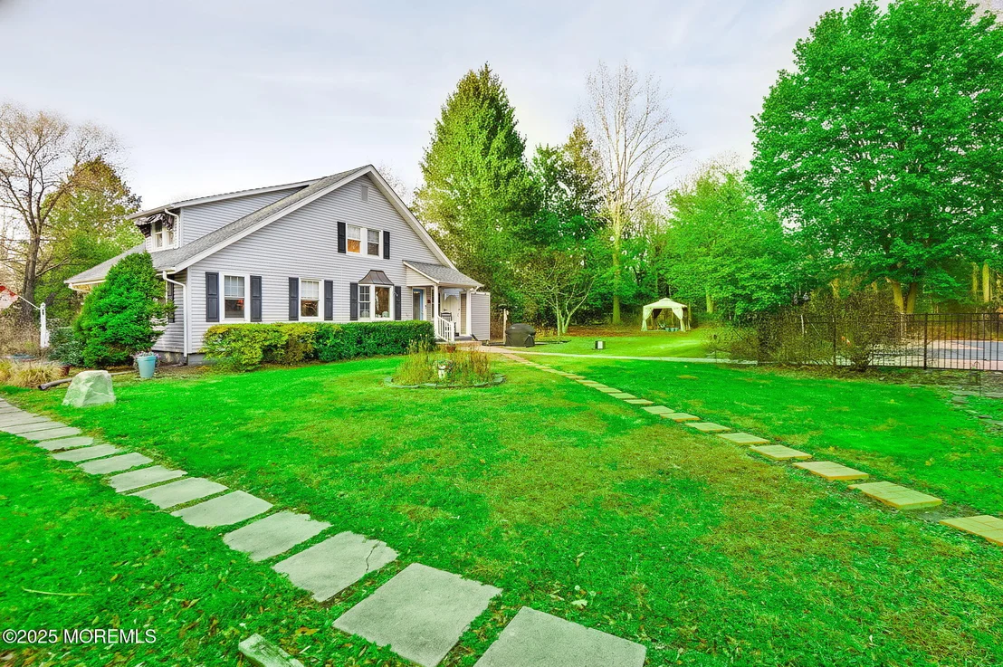 Photo of 156 Old Tavern Road