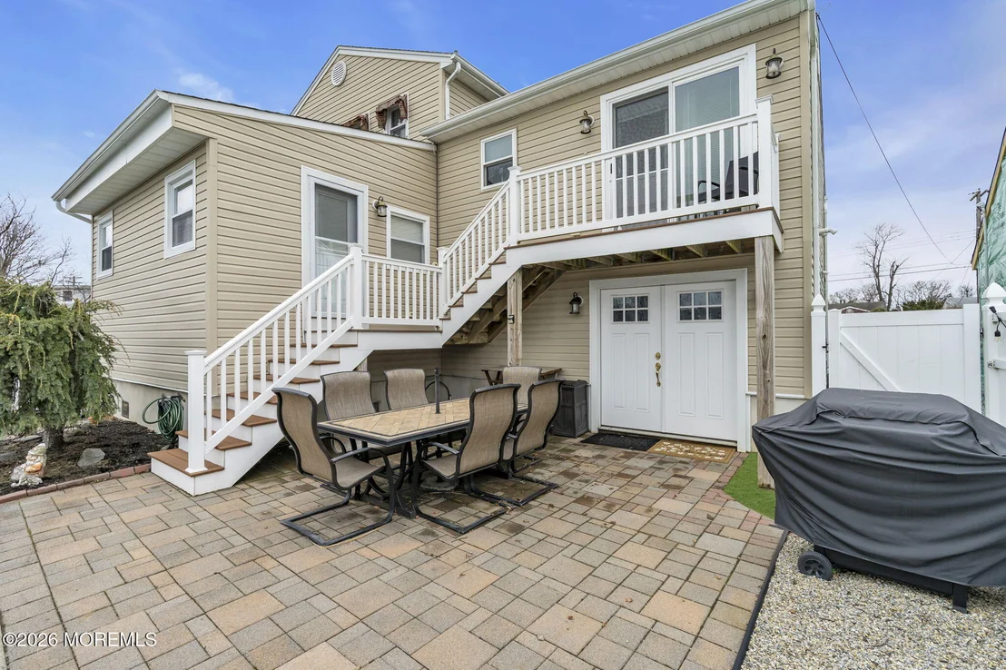 Photo of 116 Cornell Avenue