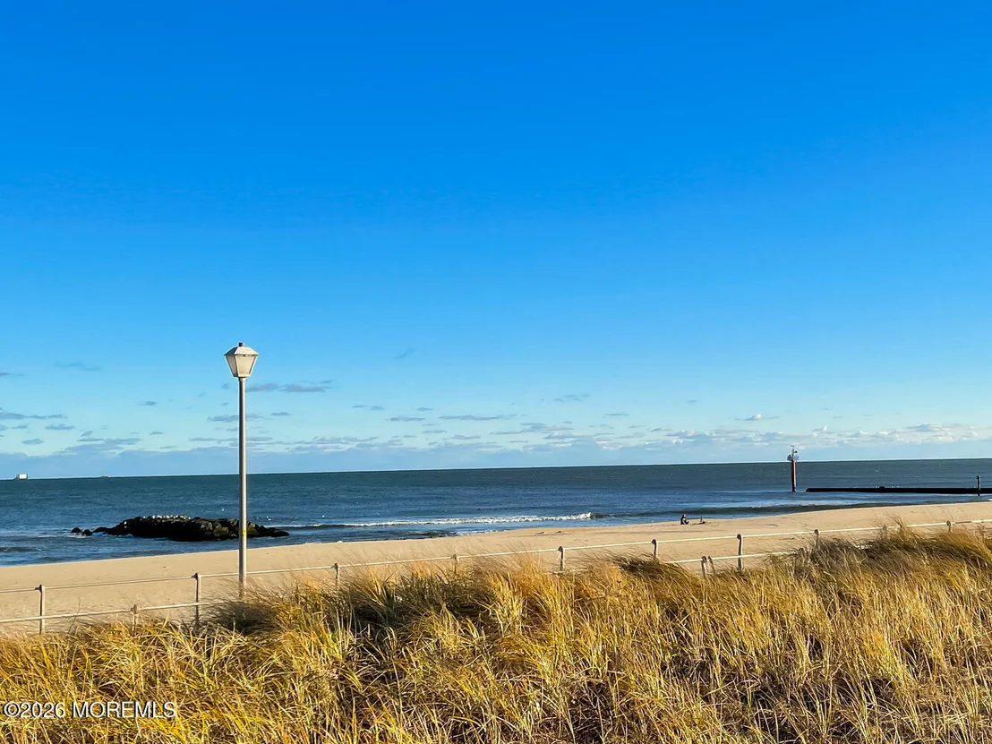 Photo of 2007 Ocean Avenue N