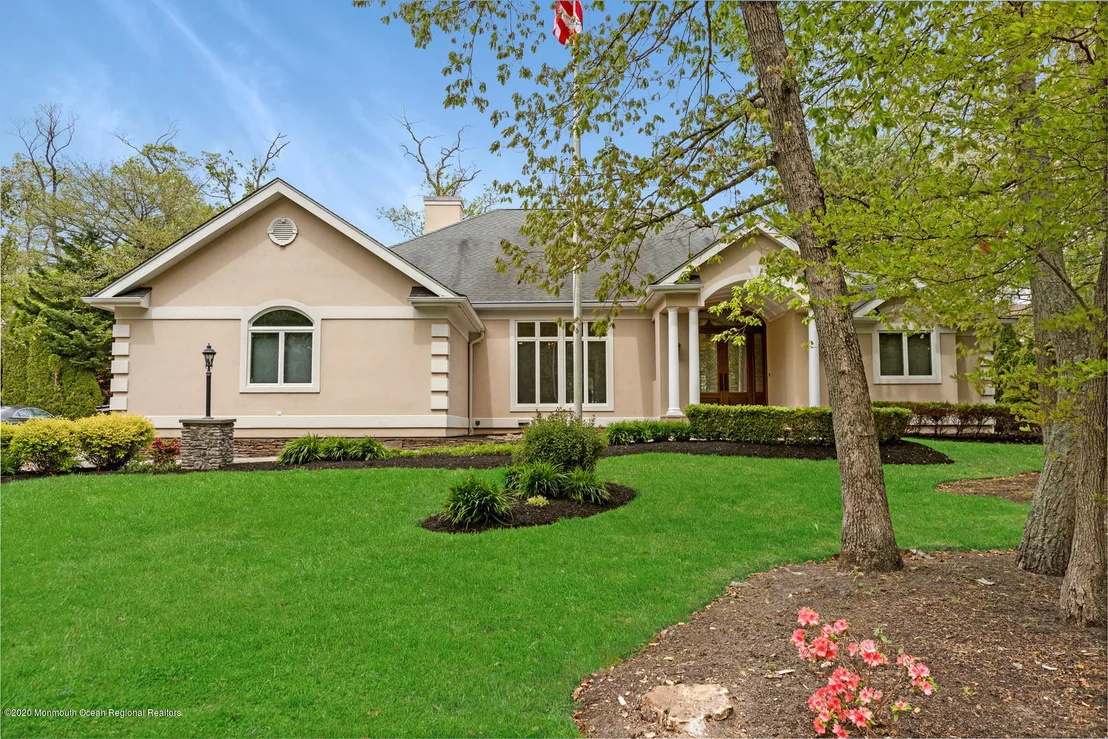 Photo of 9 S Tamarack Drive