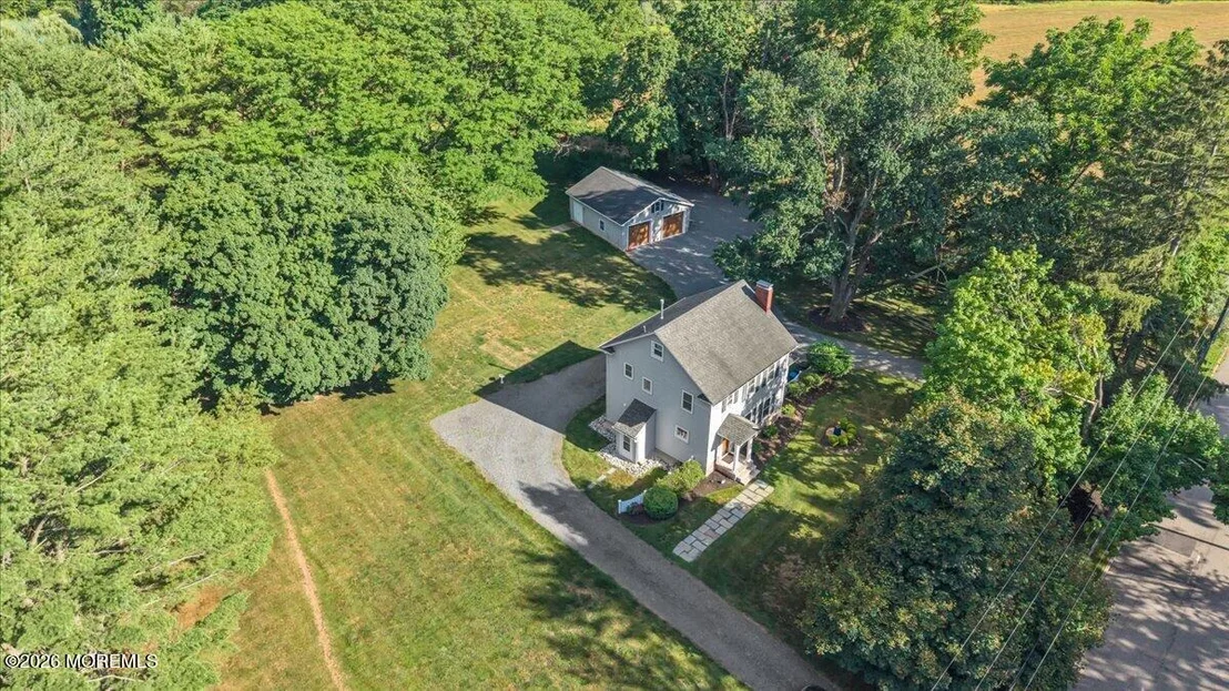 Photo of 102 Middletown Road
