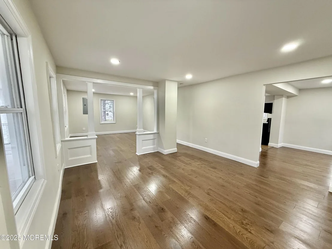 Photo of 30 Maple Avenue