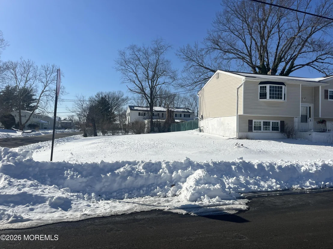 Photo of 715 John Terrace