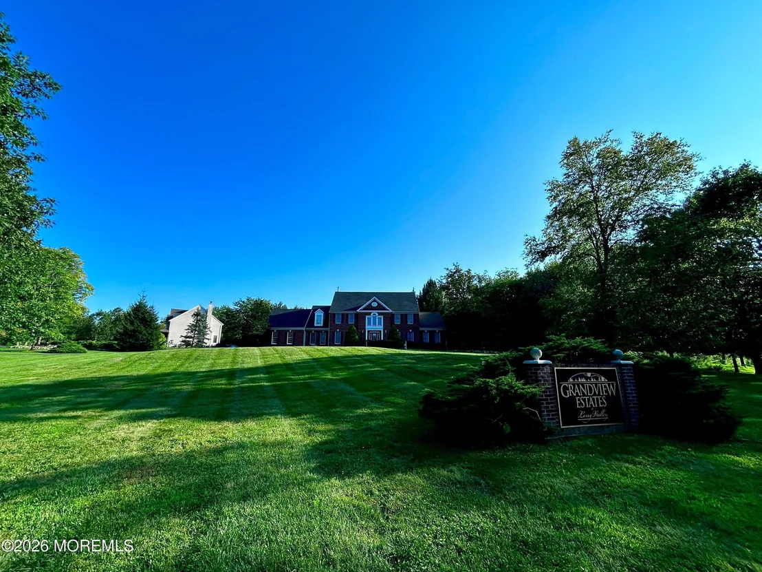 Photo of 2 Harvest Lane