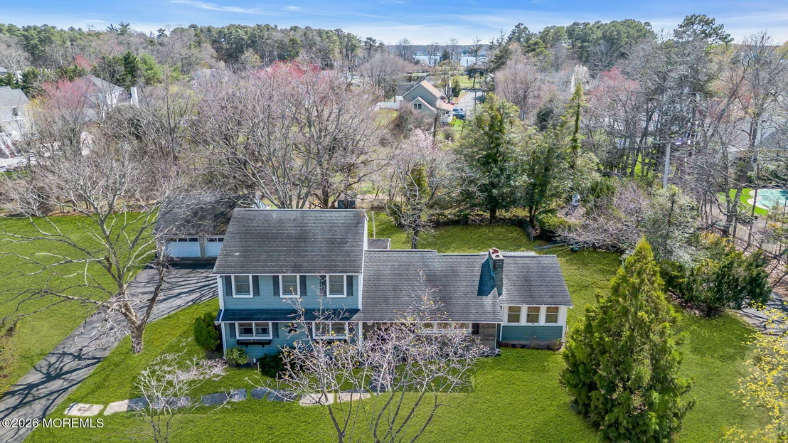 Photo of 249 Twin Oaks Drive