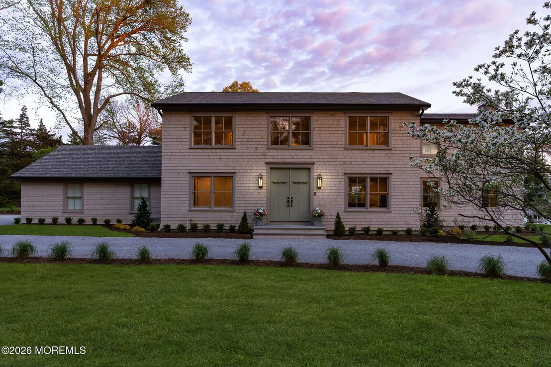 Photo of 181 Rumson Road