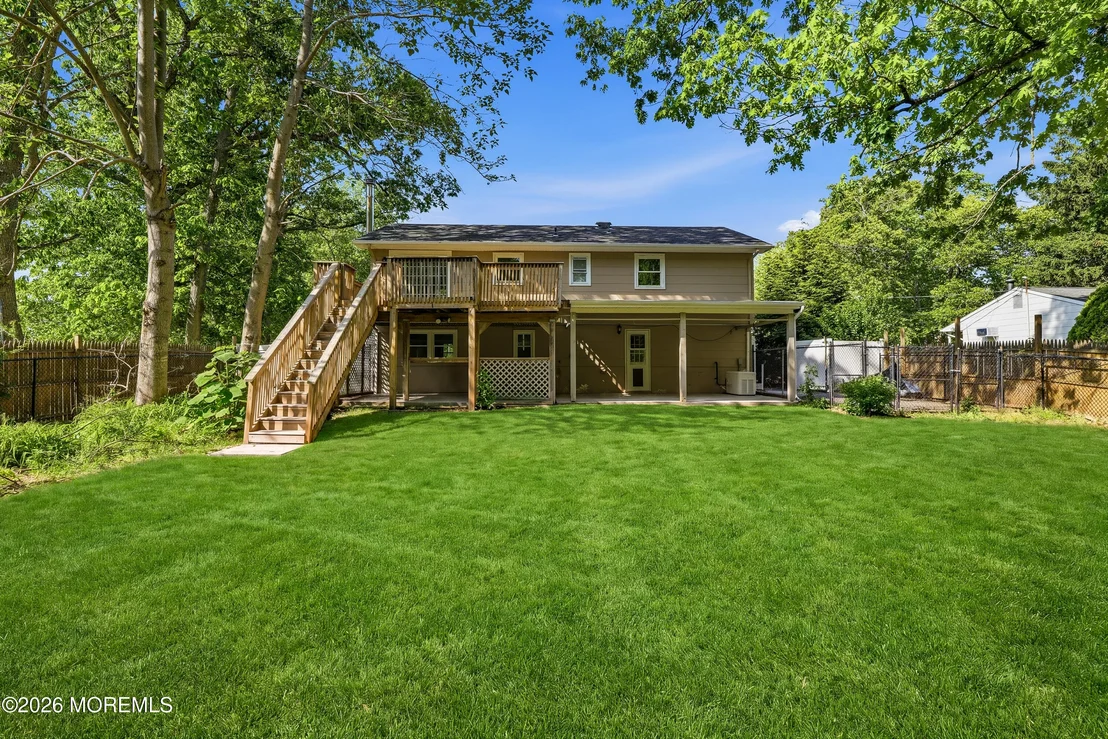 Photo of 16 Crest Road