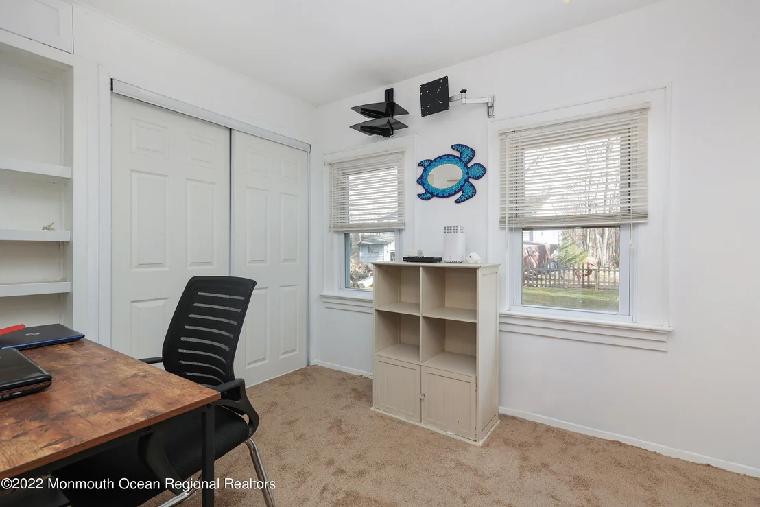 Photo of 33 Van Buren Avenue