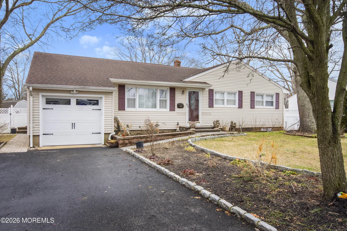 Photo of 416 Midstreams Road