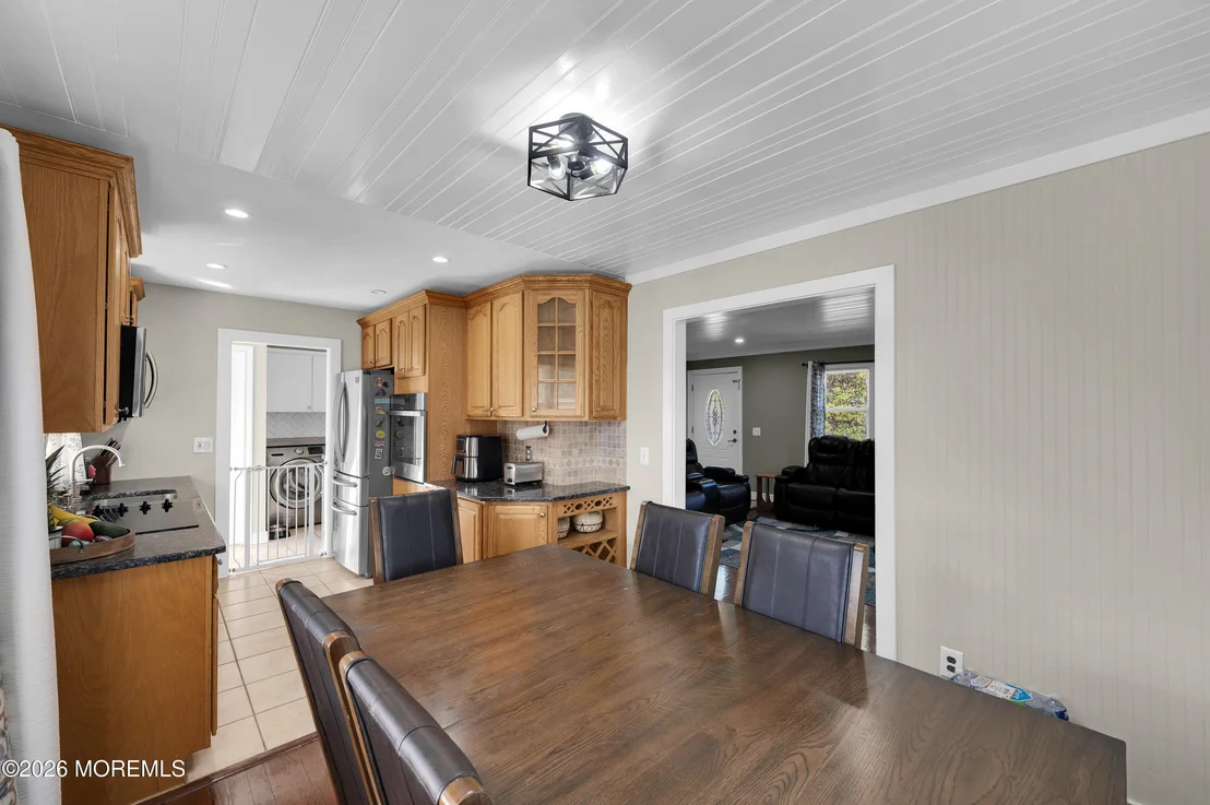 Photo of 609 Adamston Road
