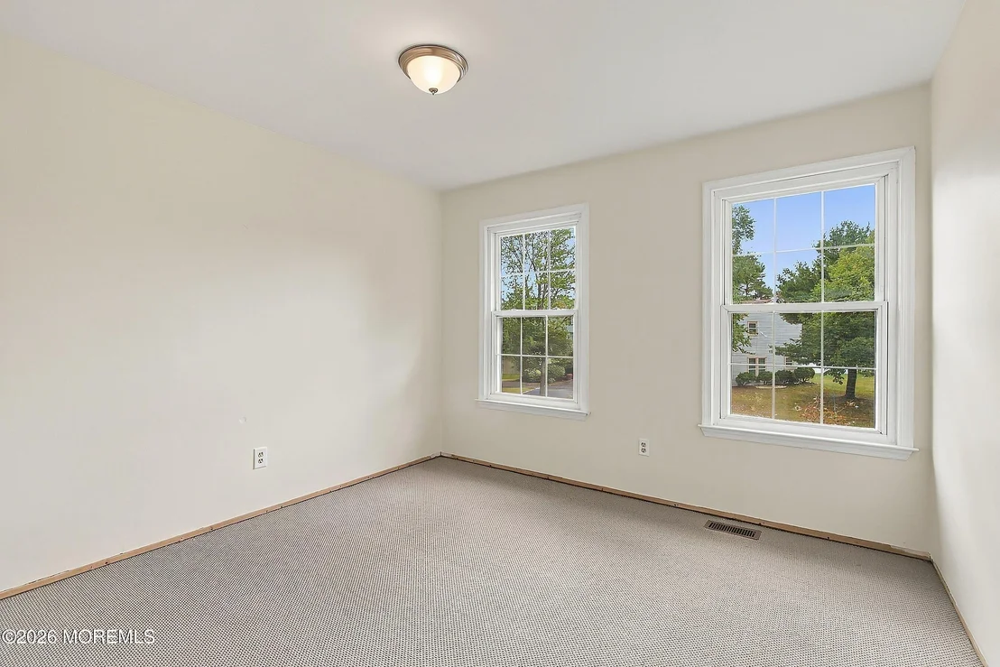 Photo of 8 Lindner Lane