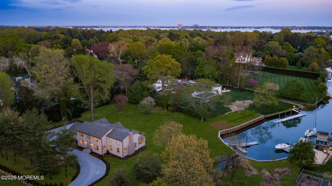 Photo of 181 Rumson Road