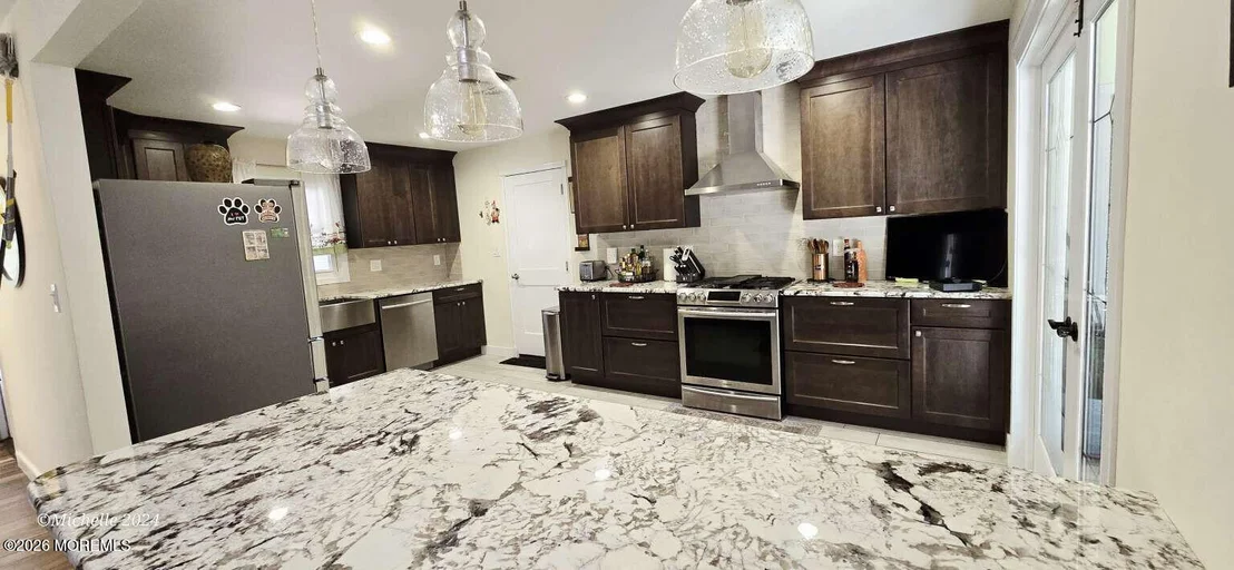 Photo of 75 Idlebrook Lane