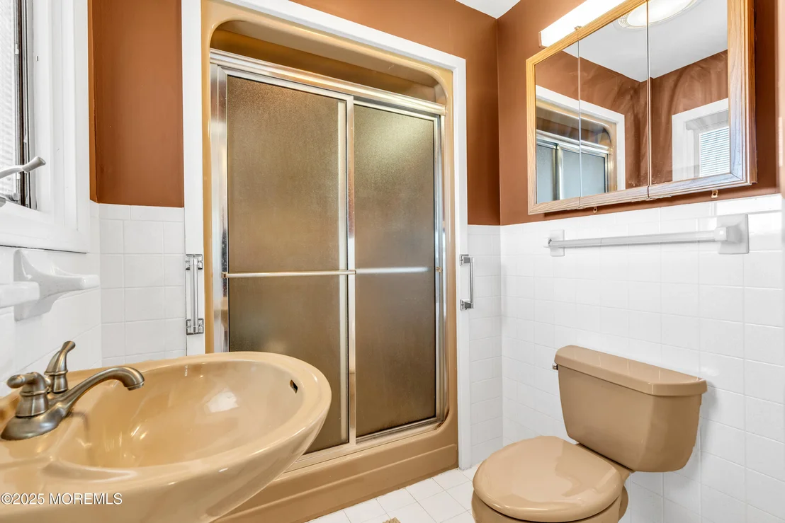 Photo of 2425 Lake Drive
