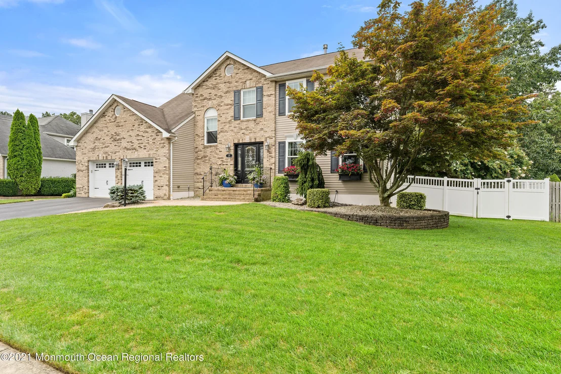 Photo of 19 Carrie Drive
