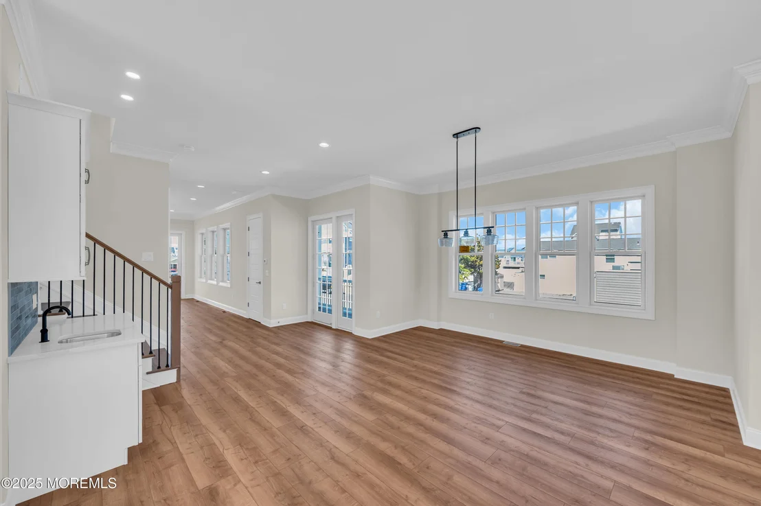Photo of 103 5th Avenue