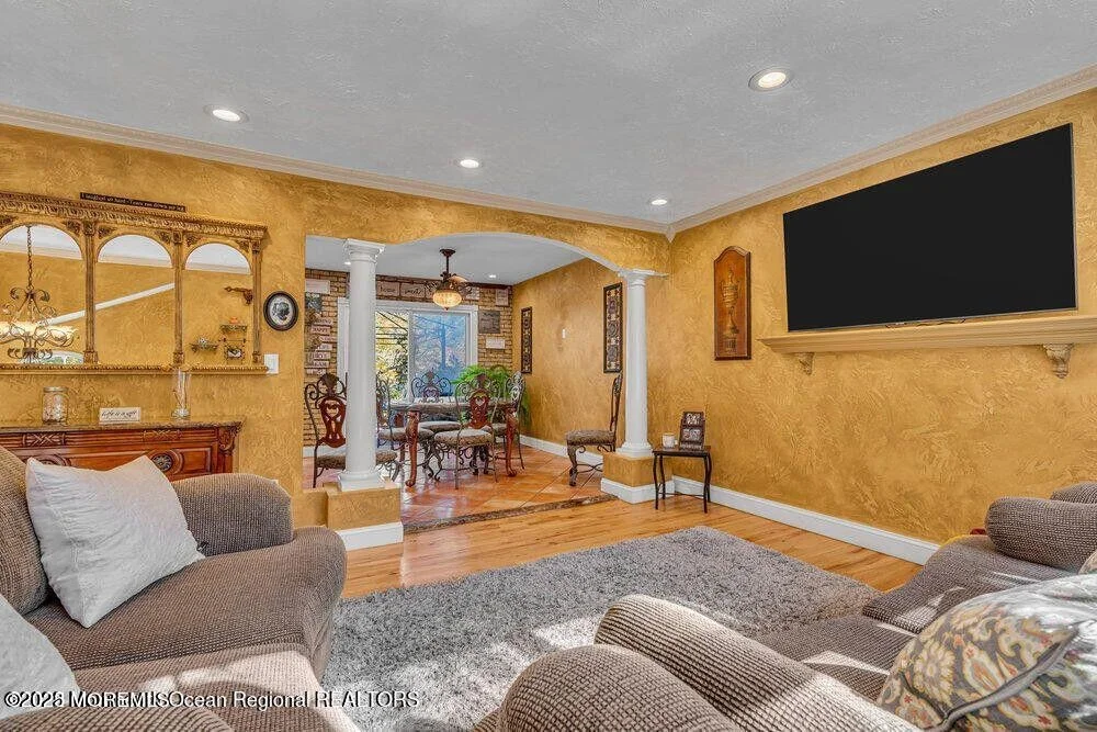 Photo of 541 Frank Applegate Road