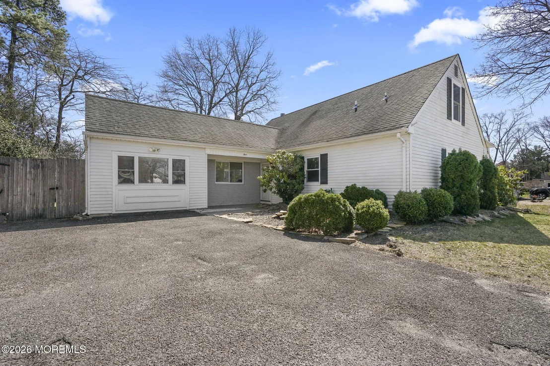 Photo of 4 Winsted Drive