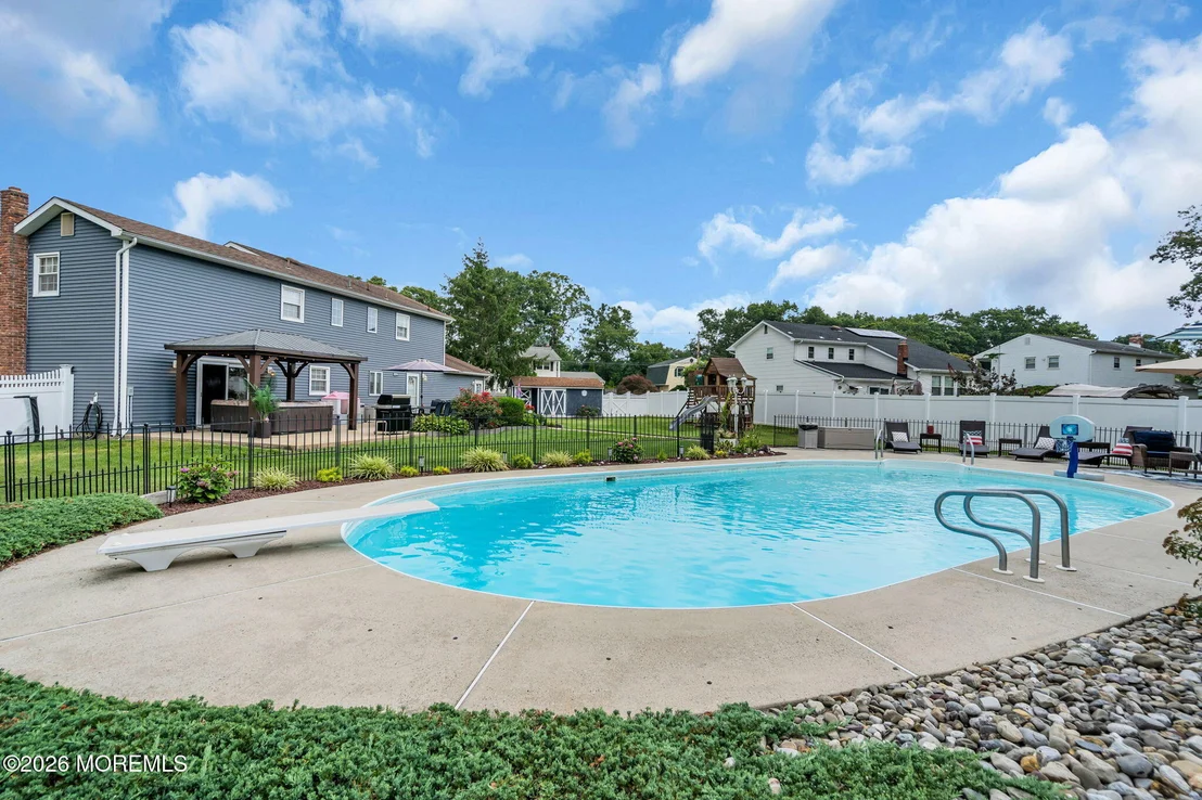 Photo of 1 Meadowbrook Drive