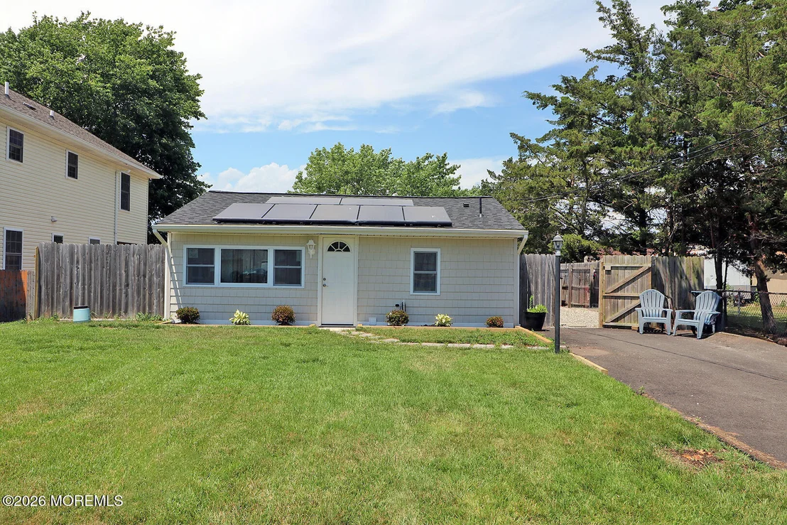 Photo of 1016 Waterview Way