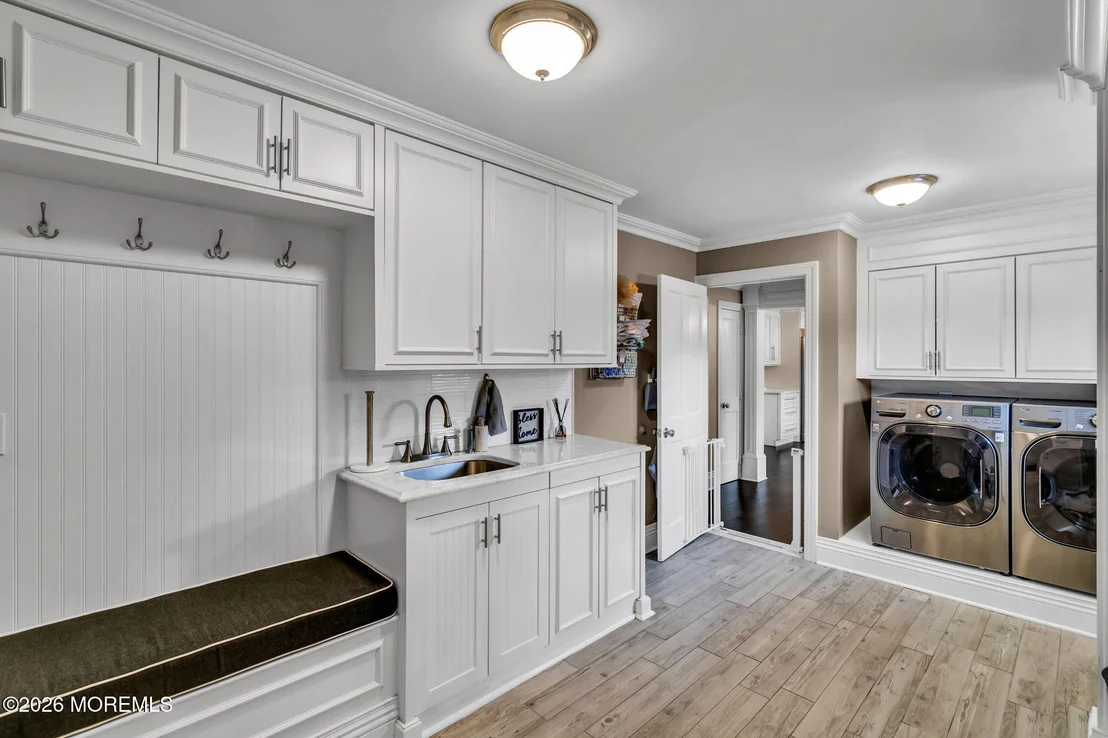 Photo of 12 Meadowview Drive