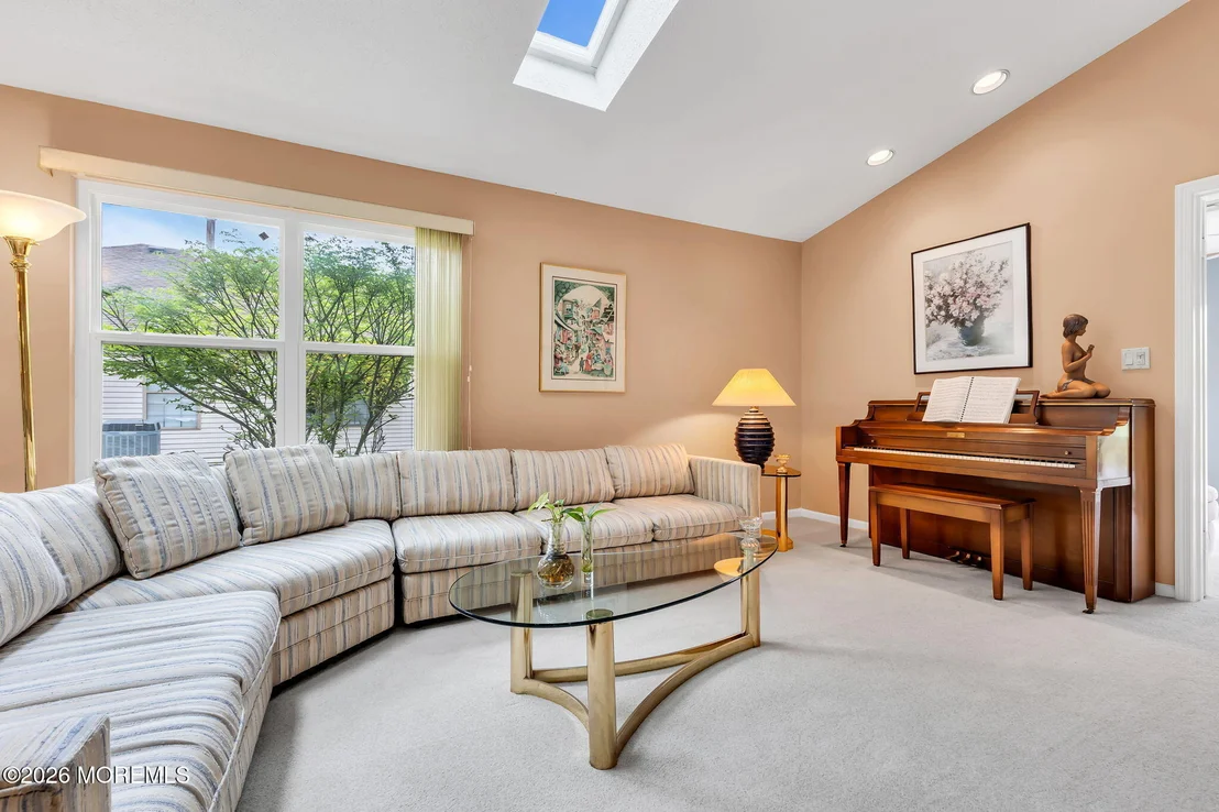 Photo of 34 Peasley Drive