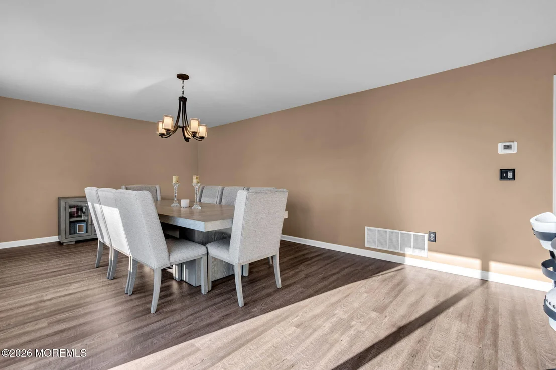 Photo of 15 Eagle Drive