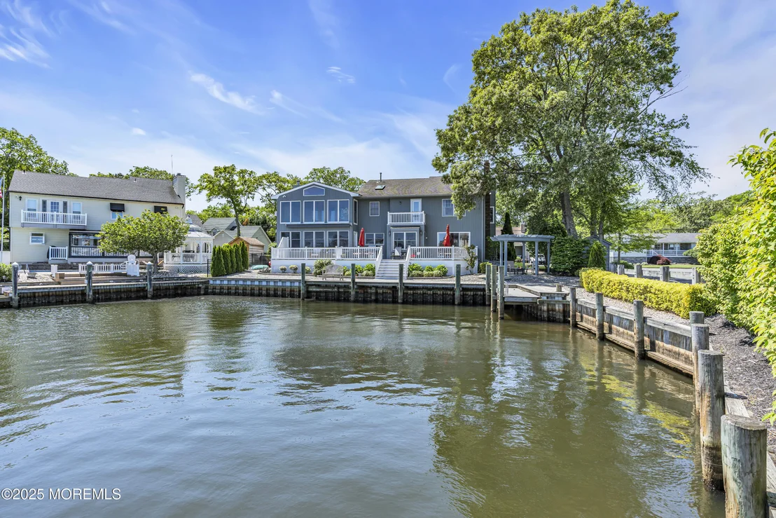 Photo of 560 Midwood Drive