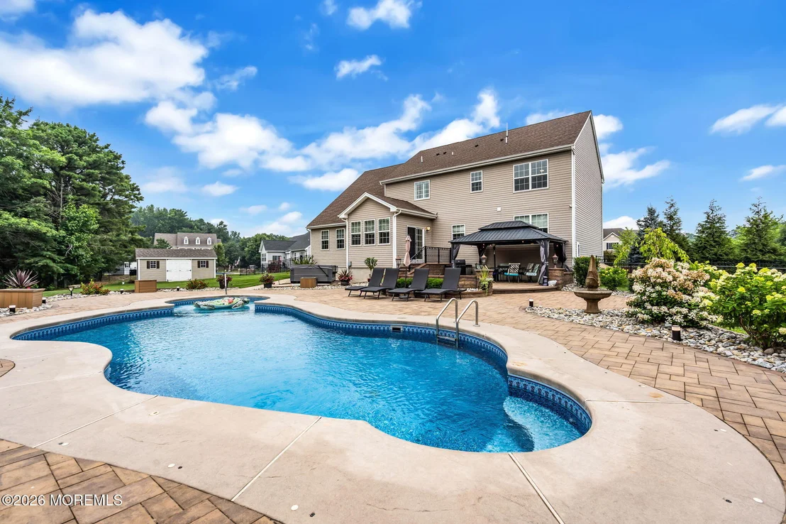Photo of 12 Whispering Grove Boulevard
