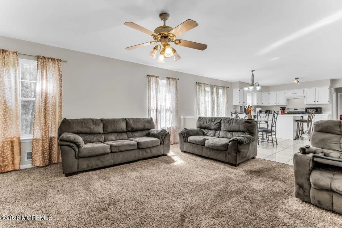 Photo of 383 Meadowood Road