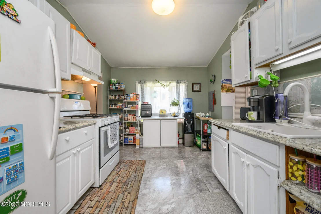 Photo of 904 Central Avenue