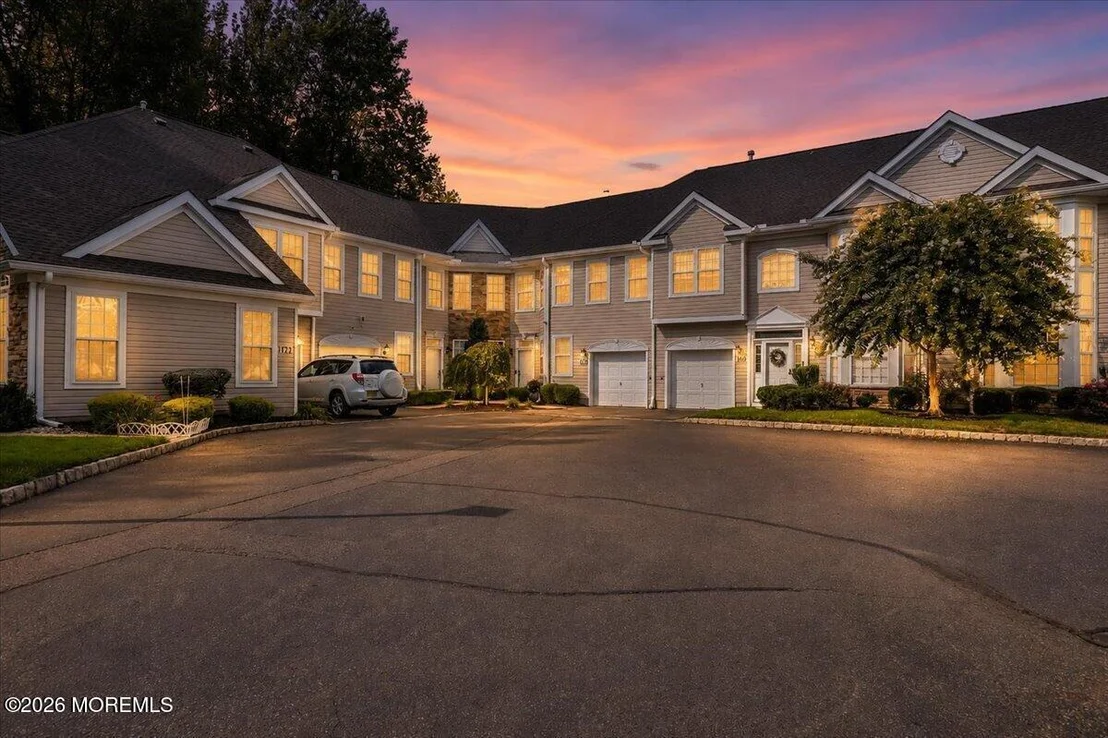 Photo of 170 Shinnecock Drive