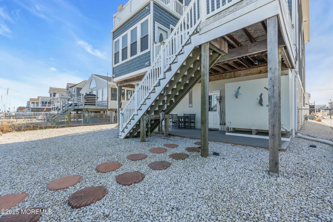 Photo of 385 Kingfisher Road