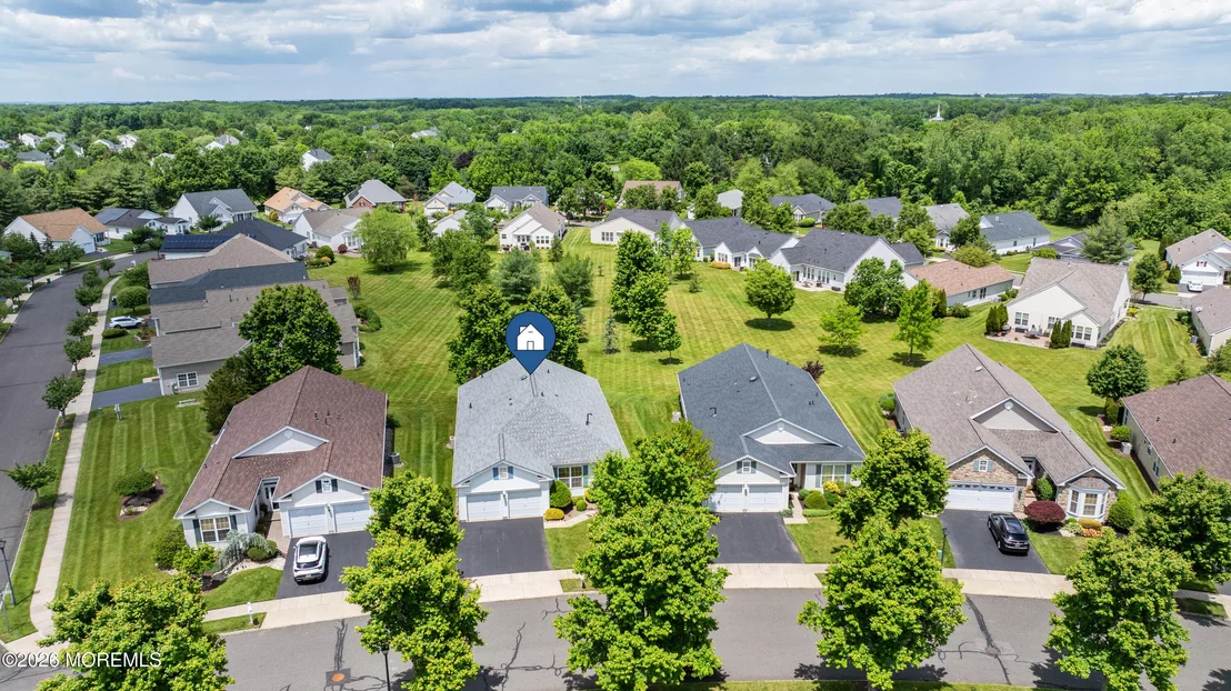 Photo of 46 Minuteman Circle
