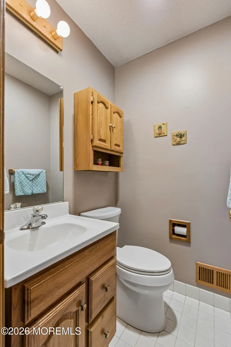 Photo of 807 Constitution Drive