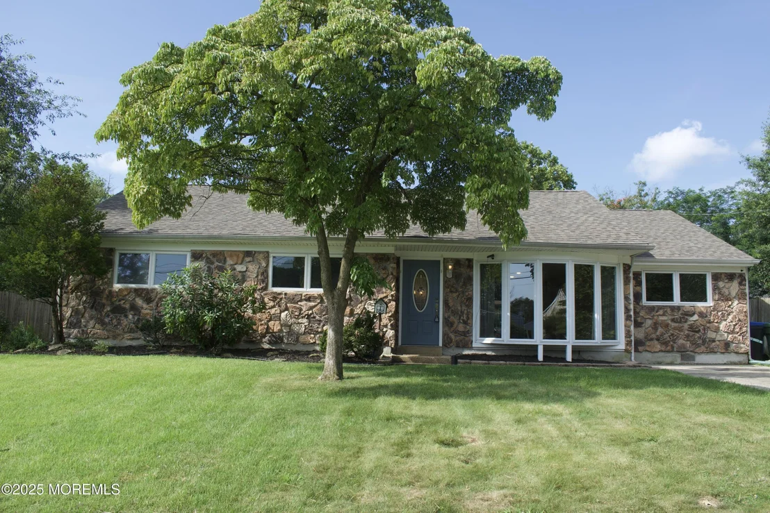 Photo of 212 Kingsley Road
