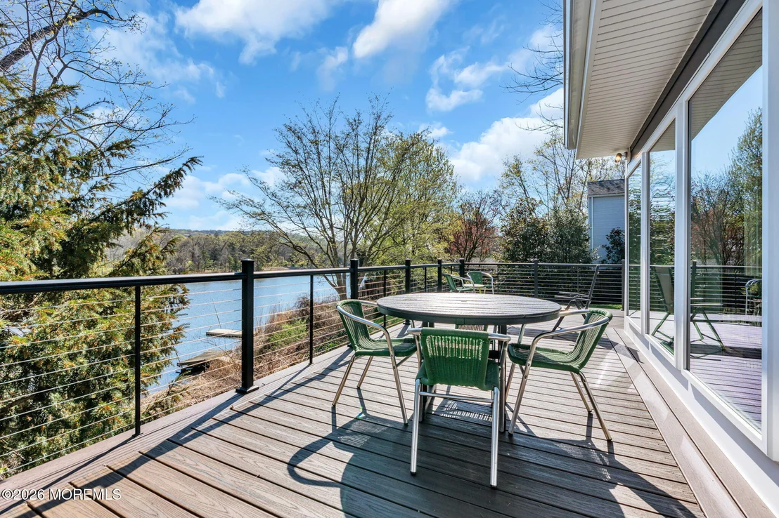 Photo of 531 Locust Point Road
