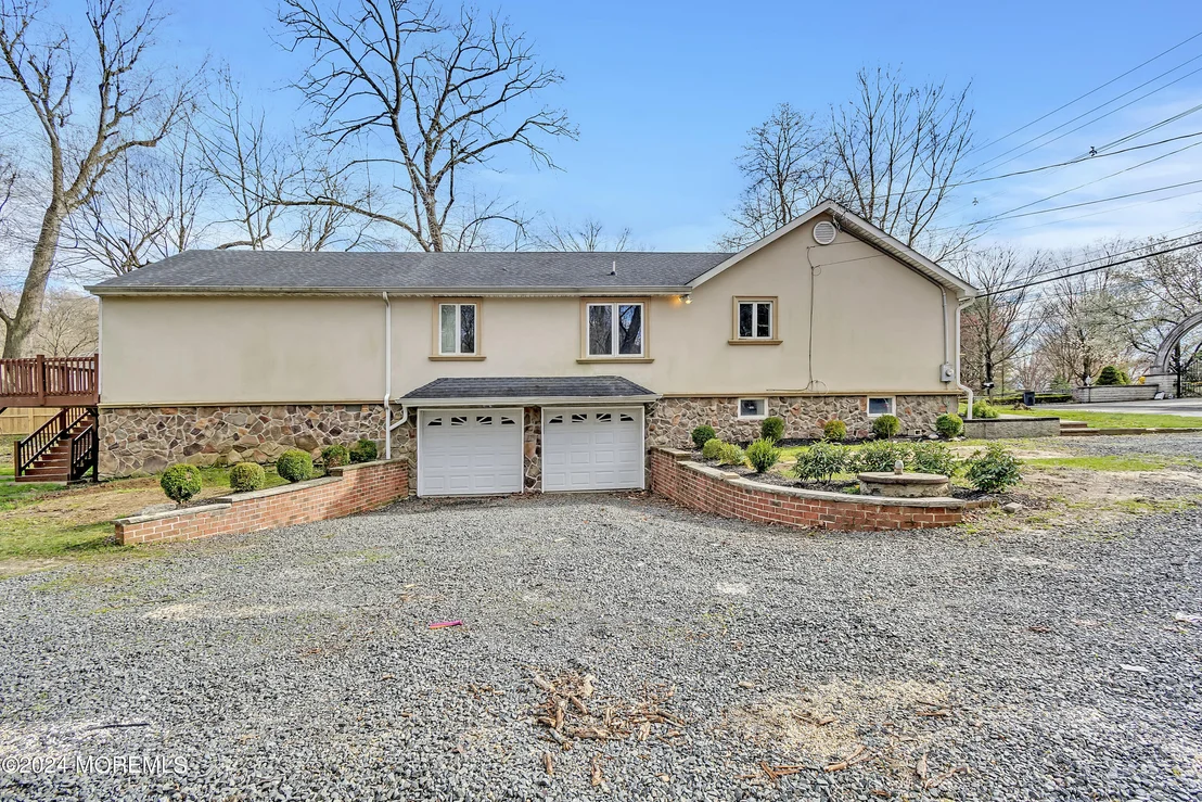 Photo of 430 Everett Road