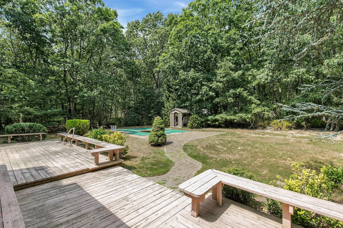Photo of 2114 Shadowbrook Drive