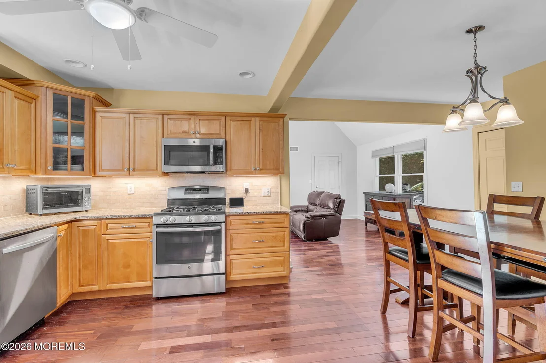 Photo of 2000 Monmouth Boulevard
