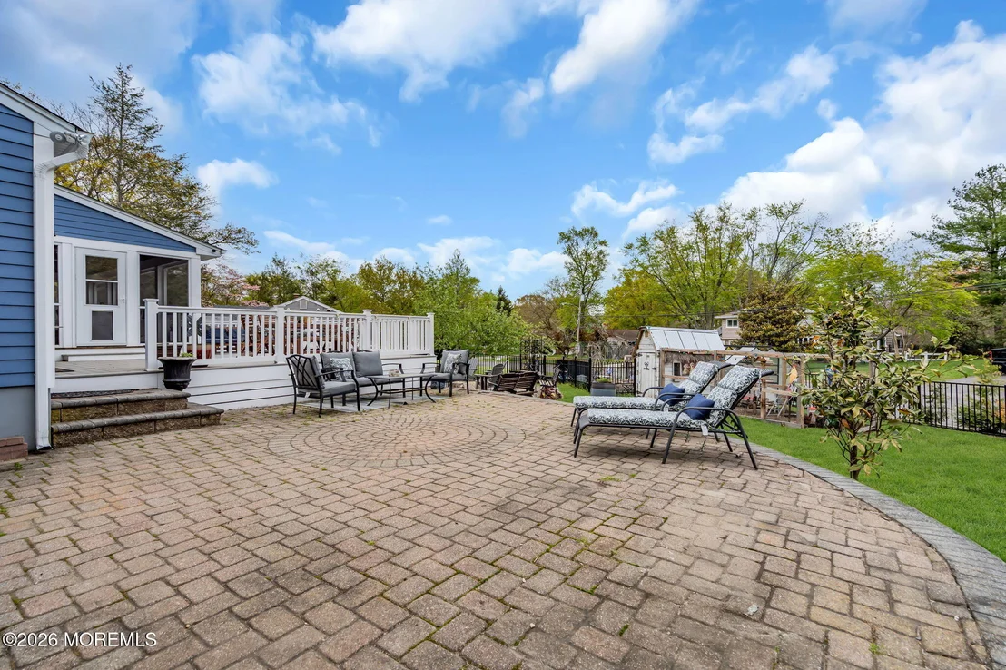 Photo of 4 Oak Leaf Lane